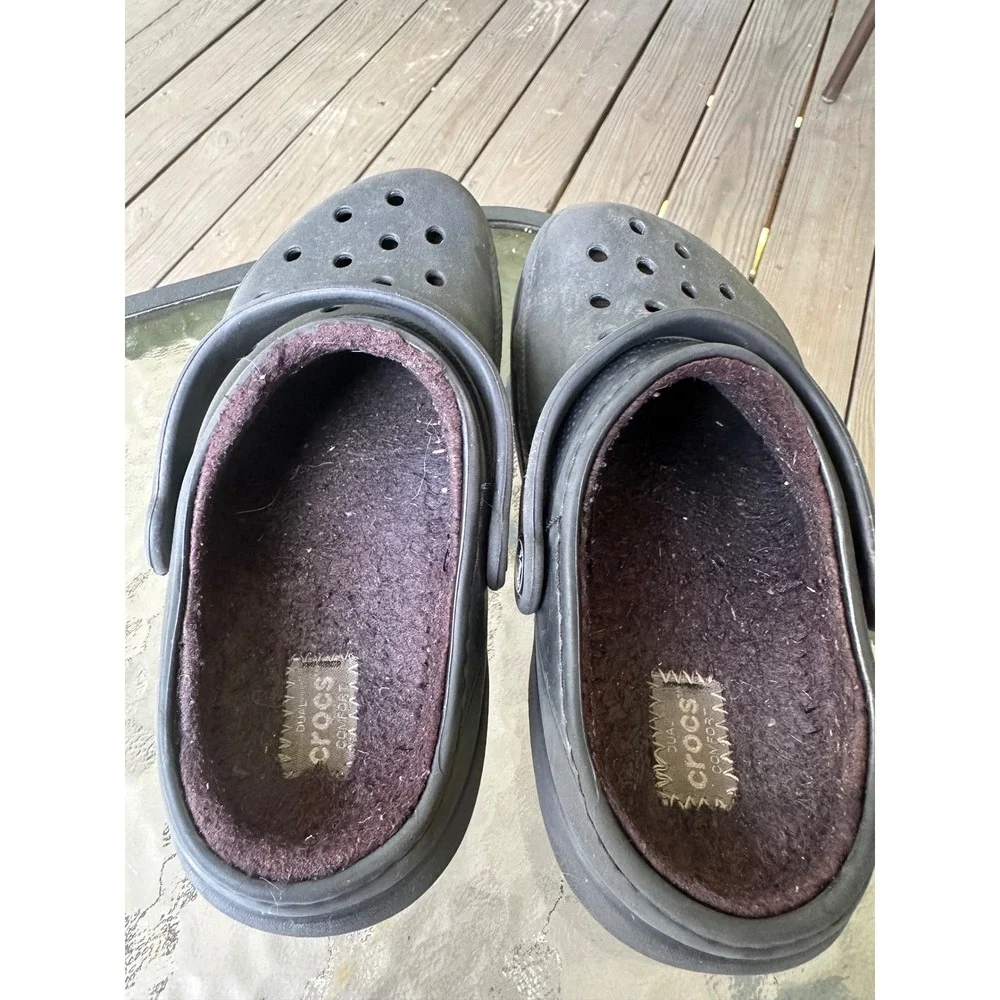 Kids Crocs Classic Lined Clogs Black Fuzzy Warm Shoes Size J2‎ With Charms